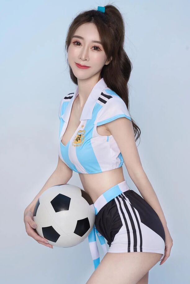 清冷学长H乖打开腿H微博